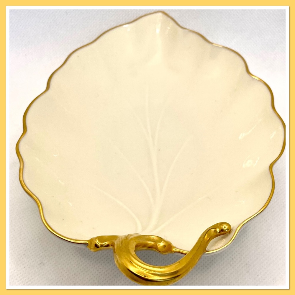 Lenox 24 Karat Gold Trim Porcelain Leaf Dish Elf Lord of the Rings